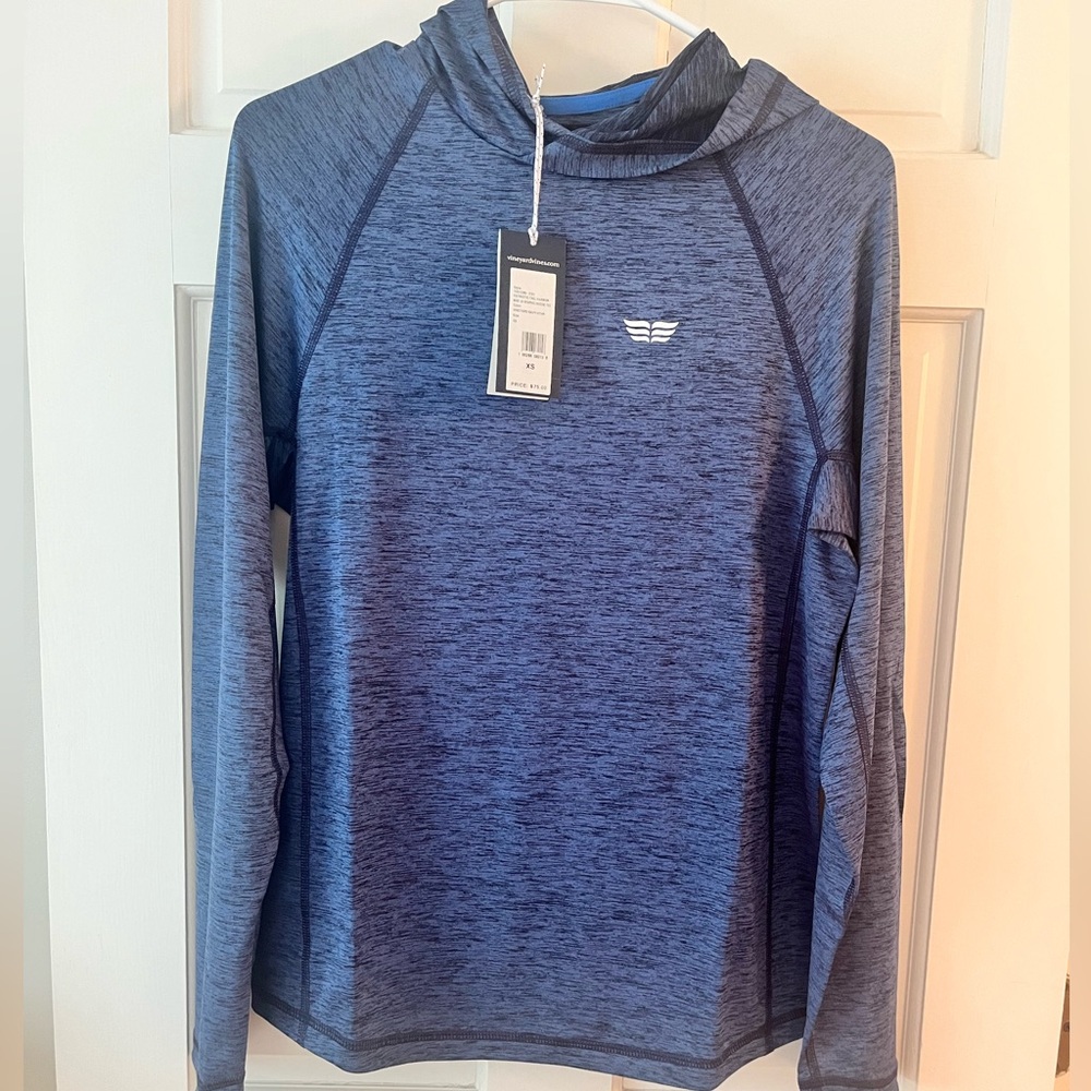Vineyard Vines Men’s, size XS graphic nylon hoodie
